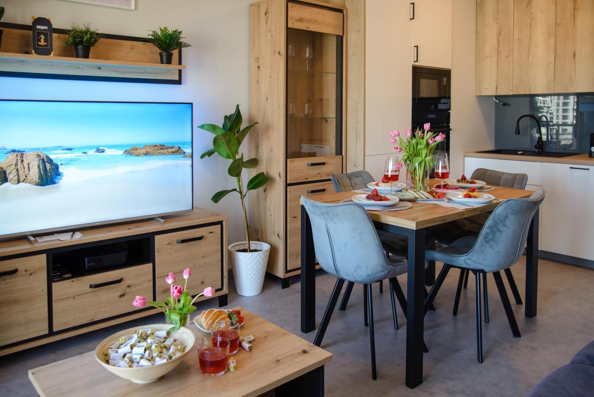 Maya'S Flats & Resorts 104 - Letnica Apartment กดัญสก์ ภายนอก รูปภาพ