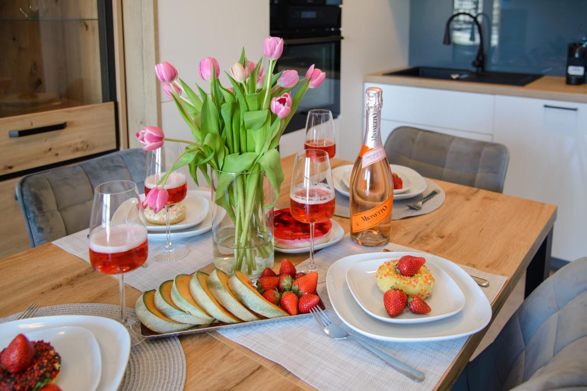 Maya'S Flats & Resorts 104 - Letnica Apartment กดัญสก์ ภายนอก รูปภาพ