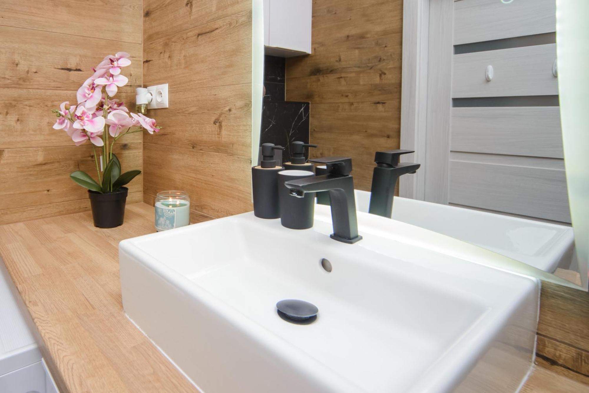 Maya'S Flats & Resorts 104 - Letnica Apartment กดัญสก์ ภายนอก รูปภาพ